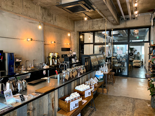 新田珈琲 店内